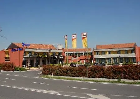 La Marca Hotel